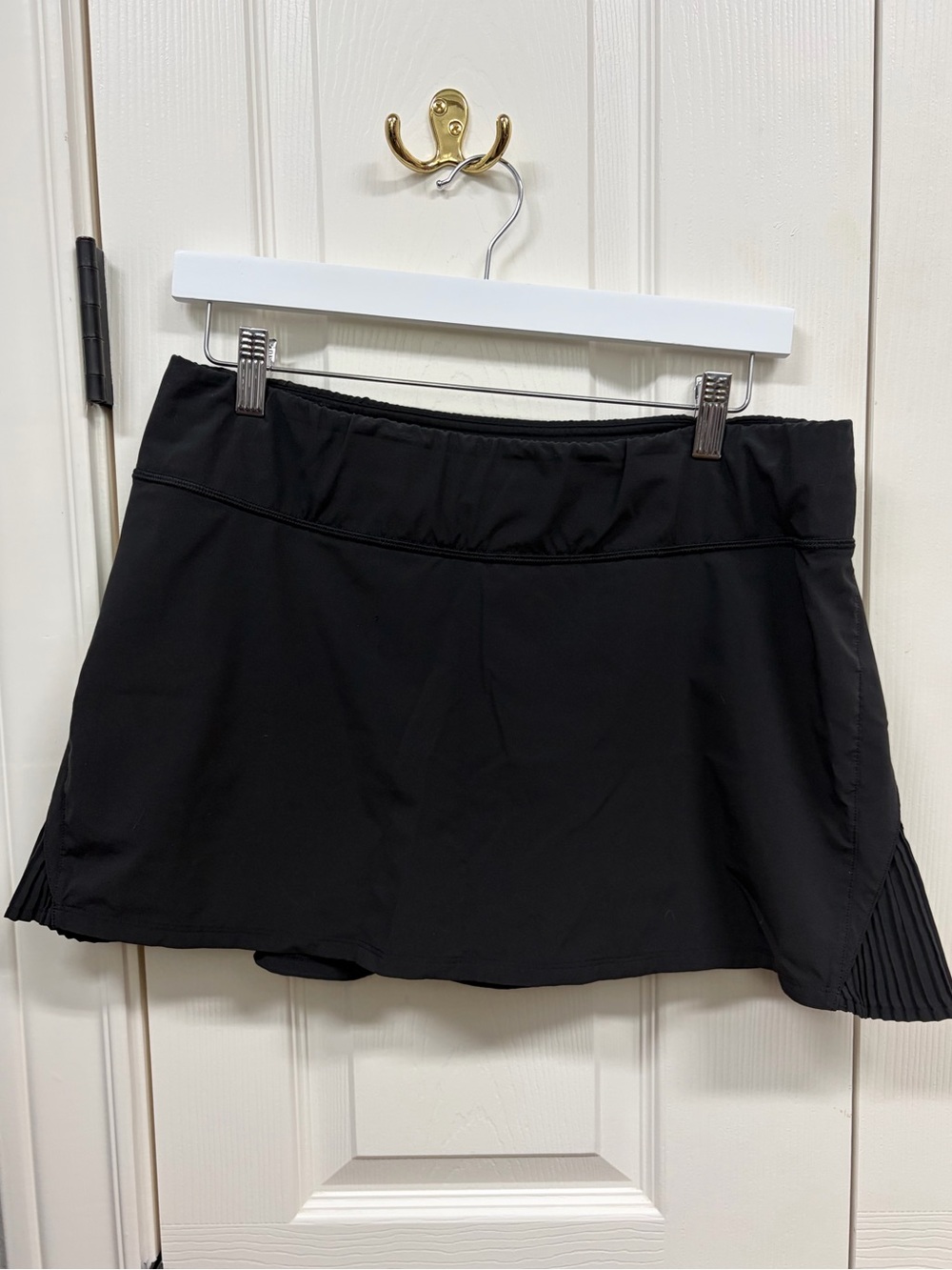 Lululemon athletica black skort size 10